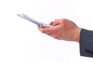 データセンターは運用代行ができます